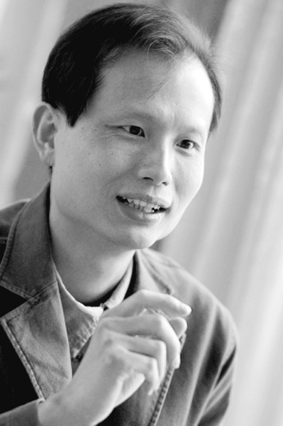 “打假斗士”方舟子遇袭_手机新浪网