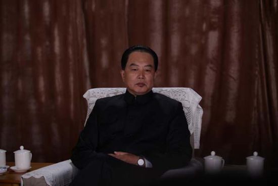 剧照 曾红生扮演的华国锋，让中国影视剧作品中首次出现该角色。