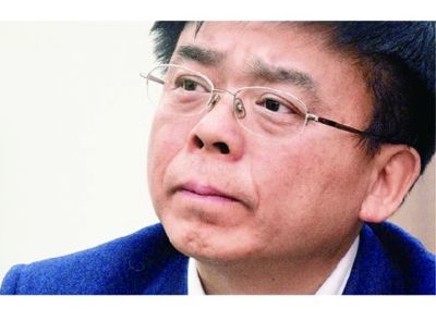 中央编译局原局长衣俊卿