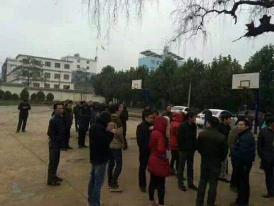 昭通市鲁甸县第一中学教师集体休假不敢上课。 学生供图