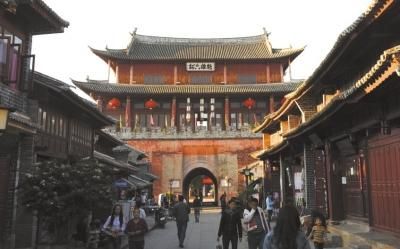 拱辰楼旧照。新华社发