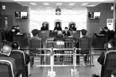      1月5日，赵志红在法庭上。新华社发