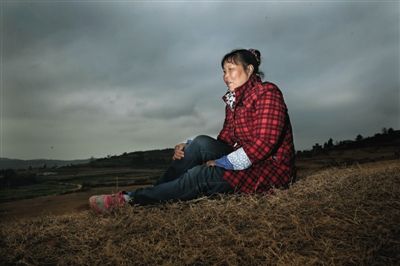 昆明暴恐殉职保安获见义勇为