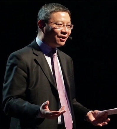 复旦大学特聘教授、春秋发展战略研究院研究员张维为教授一直致力于中国模式研究 