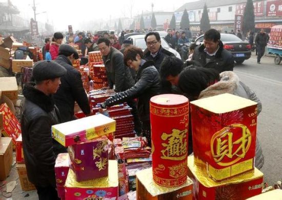 市民购买烟花爆竹