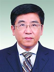 决定任命朱勤皓为上海市民政局局长，免去施小琳的上海市民政局局长职务；