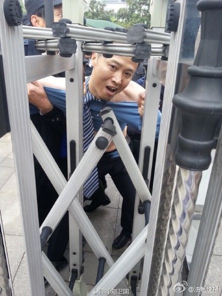 3名律师在湖南衡阳中院门口遇袭