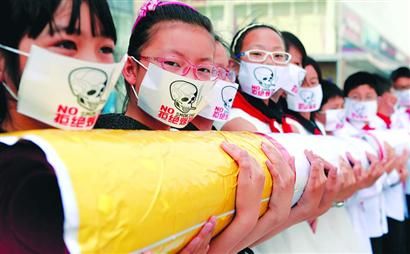 中国严峻的控烟形势。资料图