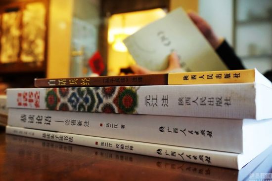 下面两本是张二江出版的著作