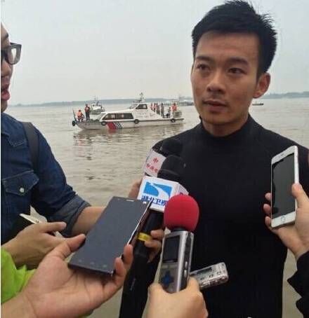 潜水员官东