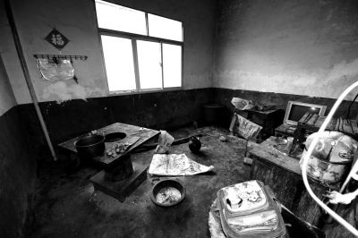 4名死亡留守儿童生前居住房屋的内景。新华社发