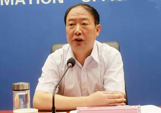 河北省承德市原市委常委、副市长苏爱国