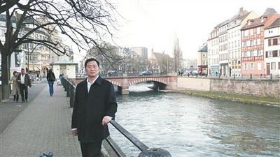 北京锋锐律师事务所主任周世锋。微博截图