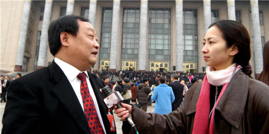 东阳富豪楼忠福攀上令家独霸当地 曾介入吴英案