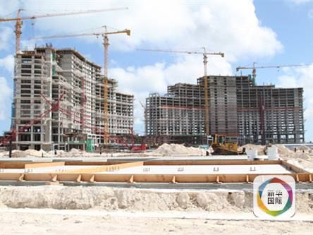 巴哈·玛度假村，这个拥有粉红沙滩的加勒比岛国巴哈马历史上投资额最大的建筑工程，正式开业的日子似乎遥遥无期。 