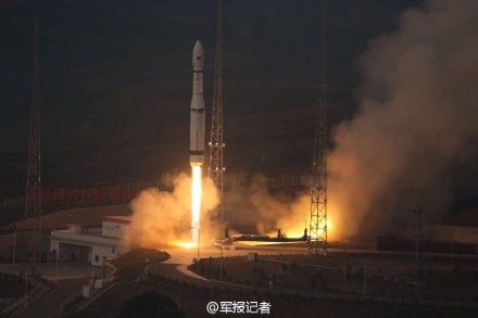 9月20日7时01分，我国新型运载火箭长征六号在太原卫星发射中心点火发射并取得圆满成功