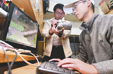 大学生曾沉迷网络游戏 自拍短片警醒后来人(图)