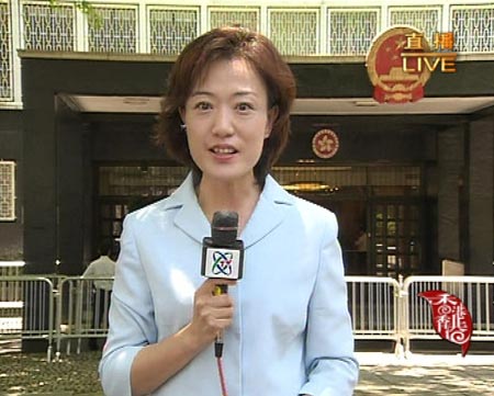 组图:cctv4记者香港连线