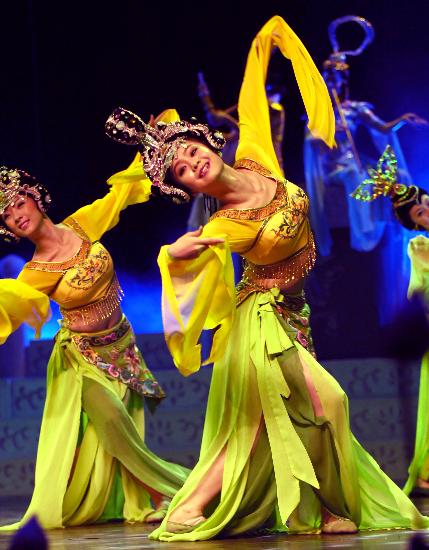 图文:"文化惠民"服务群众(1)