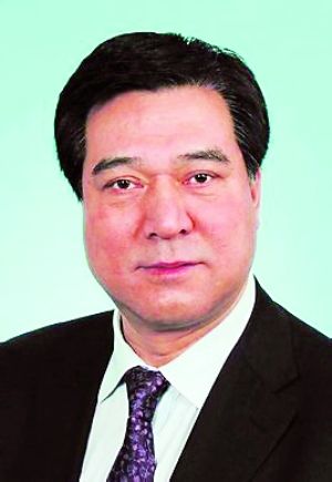 申维辰1956年5月生，山西省潞城市人。曾任中国科协常务副主席、党组书记、书记处第一书记，中央宣传部副部长，山西省委常委、太原市委书记。