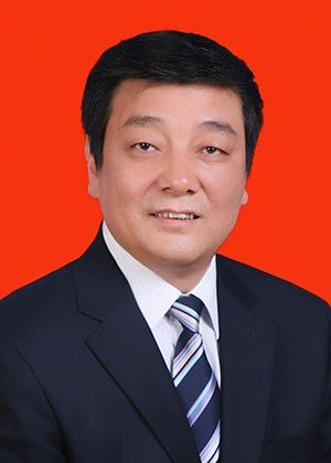 杨长亚同志