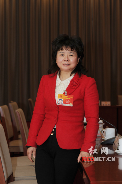 全国人大代表杨莉:重视失地农民长远生计保障