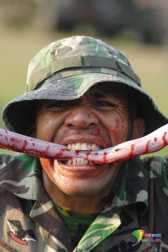 男子负气吞11厘米水果刀腹中呆一周竟没事图