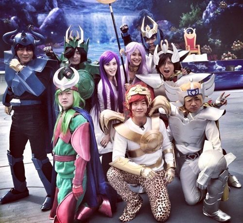 两个女神和一群圣斗士