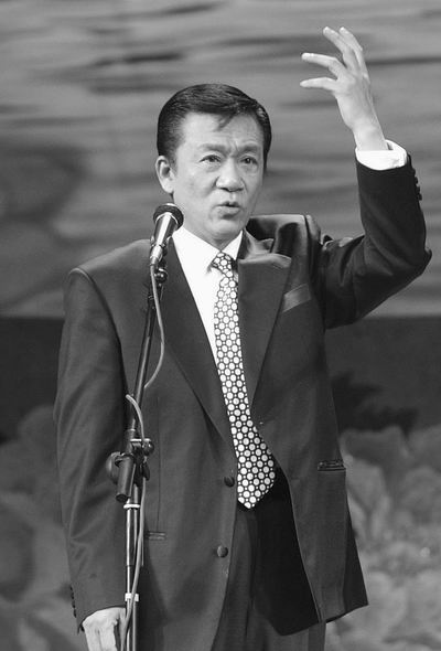 侯耀文并非侯派相声传人