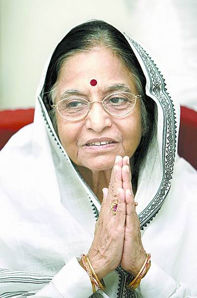 帕蒂尔当选印度首位女总统