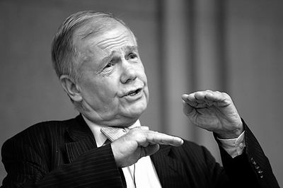 罗杰斯郑州谈投资 中国股市影响世界至少80年