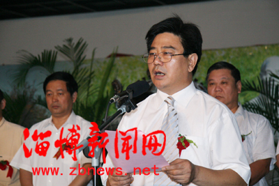 副市长段立武讲话.出席开展仪式的嘉宾及领导.