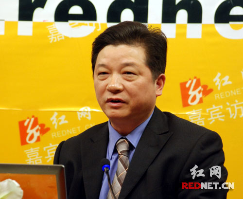 红网民生访谈彭新学有所教在长沙