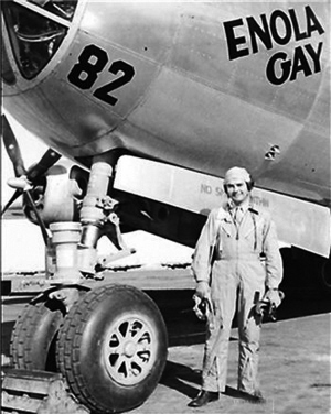 在日本广岛投下世界第一颗用于实战的原子弹的美国飞行员保罗&middot