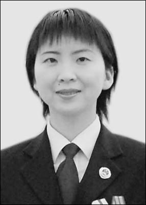 王岚(女) 四川省南充市检察院反贪污贿赂局局长