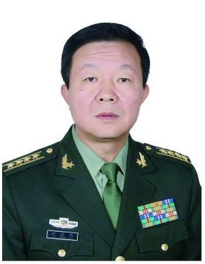 提出,现任北京市十四届人大代表,总参谋部管理保障部副部长刘洪杰