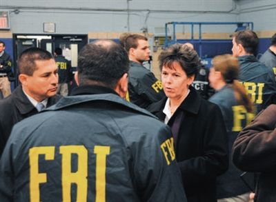 2011年1月20日，FBI和纽约警方联手围剿纽约五大黑帮家族，127名黑手党成员被起诉。