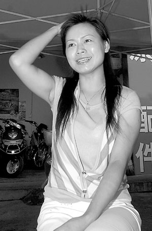 为难村花和记者女一号咋选