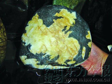 市民收集到地图奇石台湾海南清晰可见图