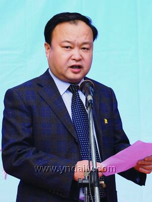 昆明市林业局局长 张之亮 实习记者黄雪飞摄