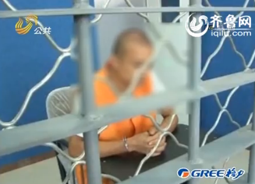 原来，该男子因复婚不成，才下如此狠手，持刀杀人。目前，该男子已被抓获。(视频截图)
