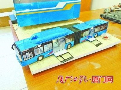 快速安全门设计装上车身后的效果。