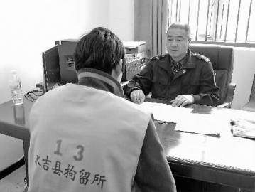 因为报假警，谢某被行政拘留10天 本报记者 李洪洲 摄 