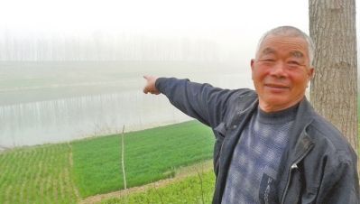 常套生说：“当年就在这里救的人。”