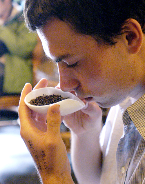 图文闻闻茶叶香