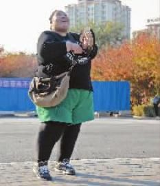 廷廷目标是减到150斤左右 医院供图 