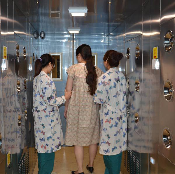 产房真人模拟分娩过程