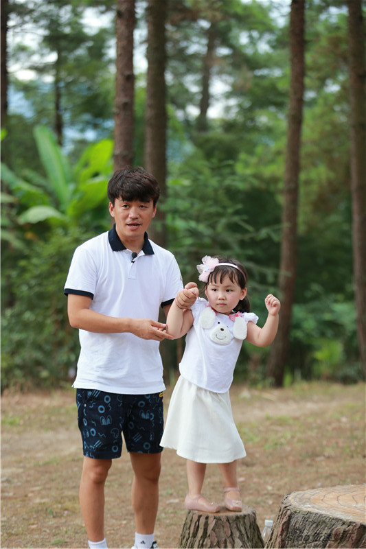 爸爸3湖南站迎宝强父女