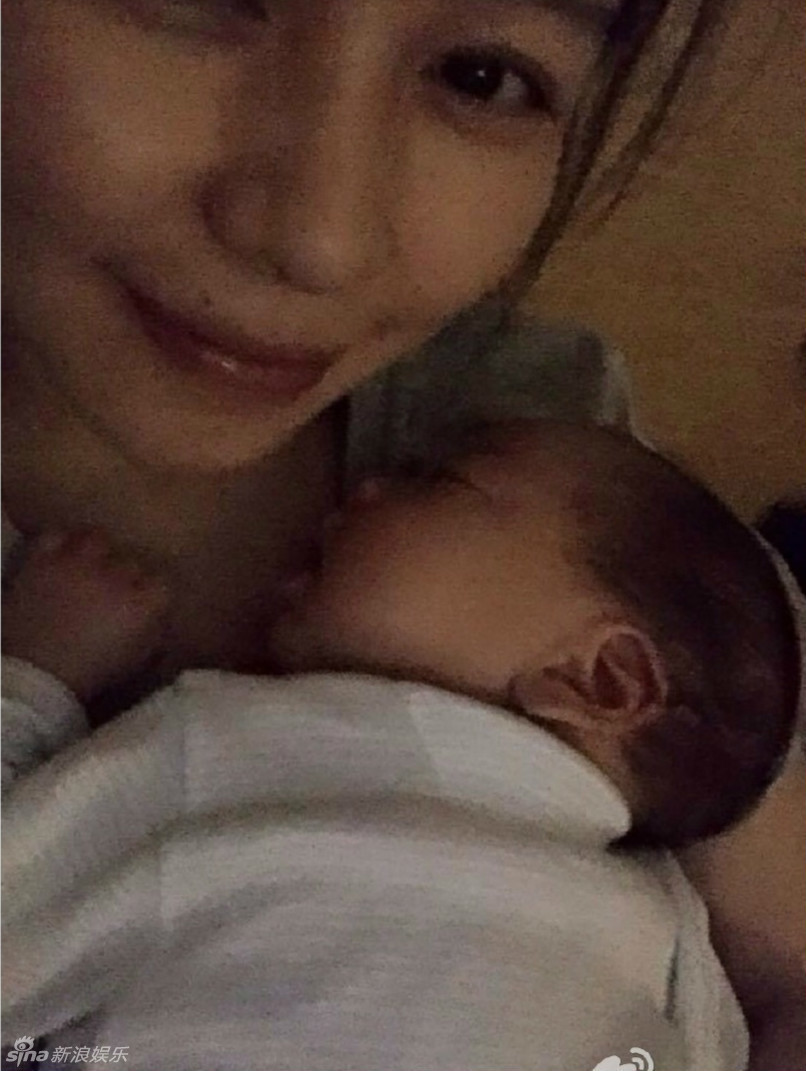 徐若瑄脸书晒育儿日常