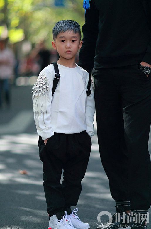 mini版小潮人的小萌态